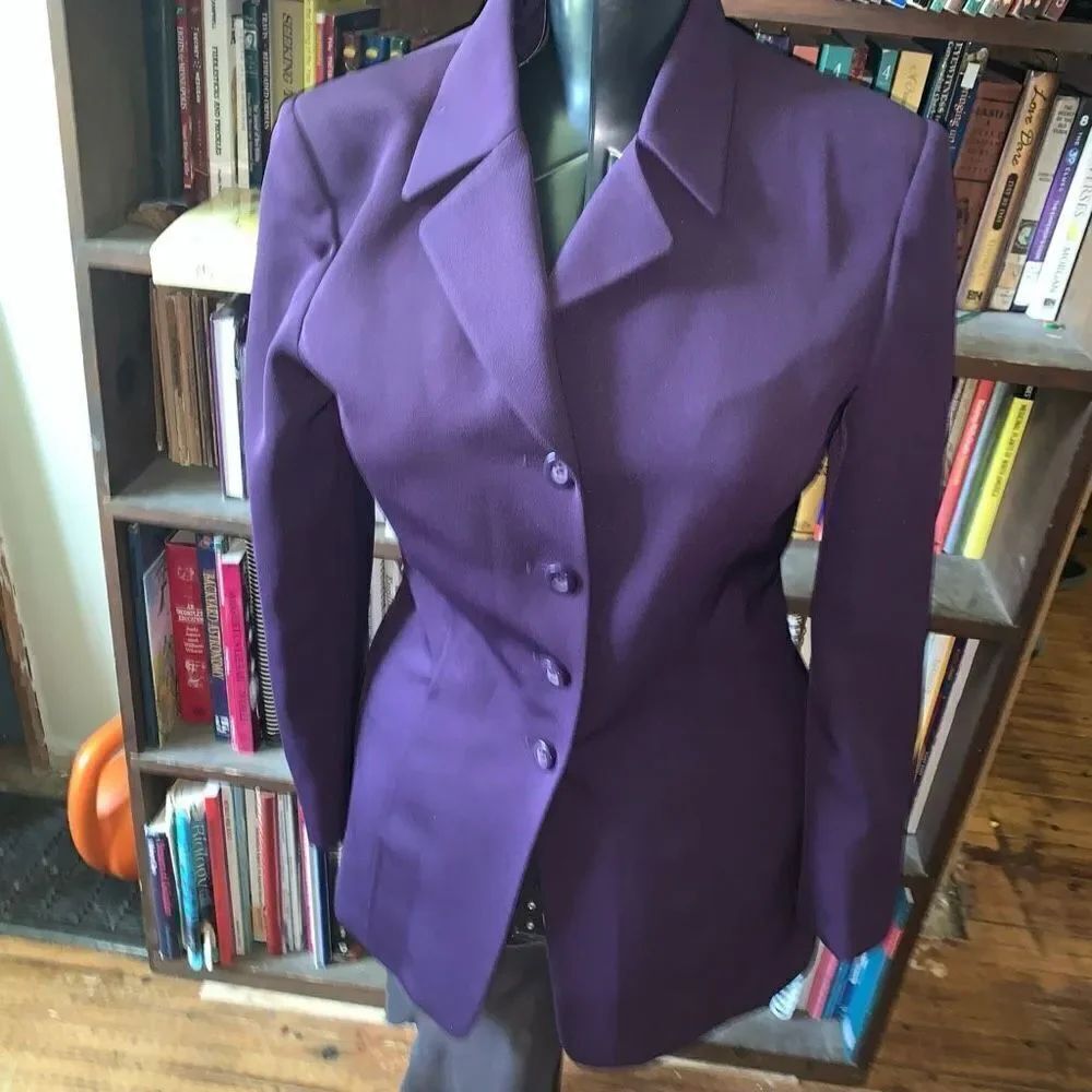 Jacqueline Ferrar vintage purple business casual 6 Blazer